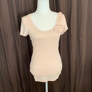 🌈Bundle any 3 items under $10 & I will offer for $10 J Crew embellished tee